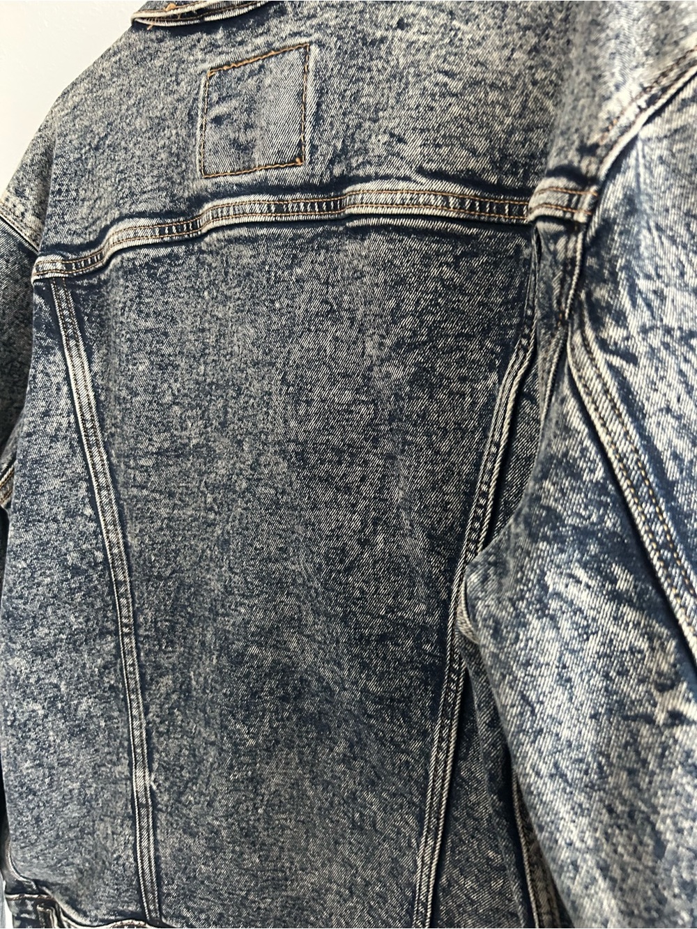 Levi’s Vintage  Acid-Wash Denim Trucker Jacket - Picture 7 of 7